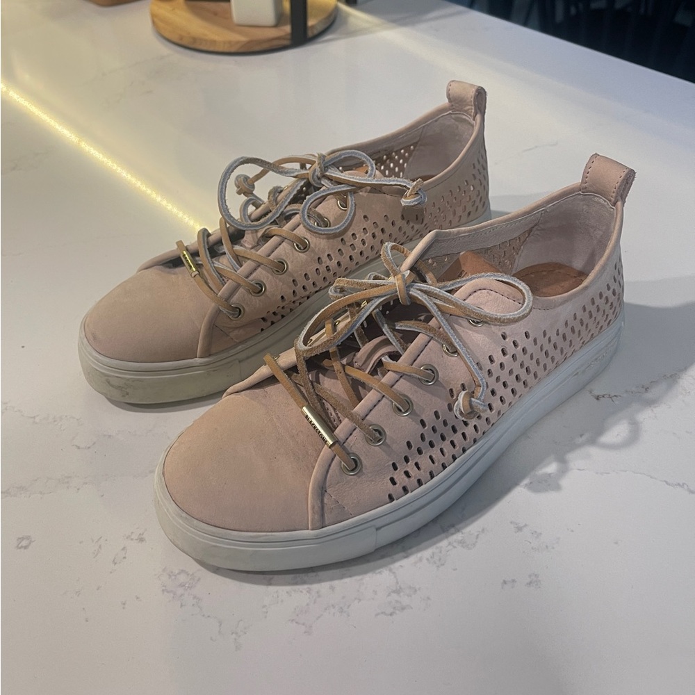 Blackstone Perforated Leather Low Top Sneakers